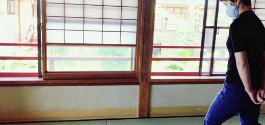 出張足圧セラピーの様子