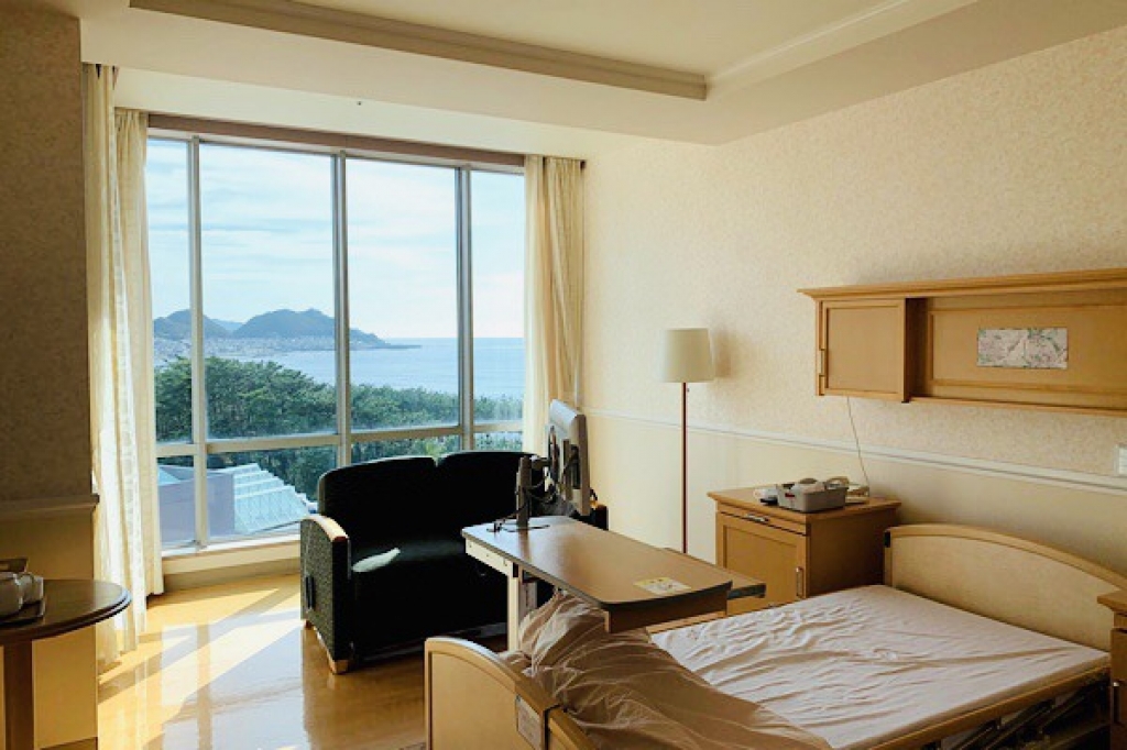 亀田総合病院Kタワーの病室